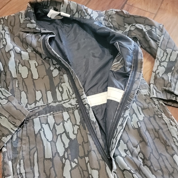 Cabela's men's hunting coveralls - Picture 7 of 13